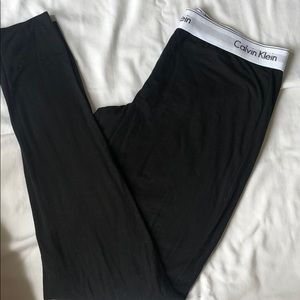 Calvin Klein leggings!